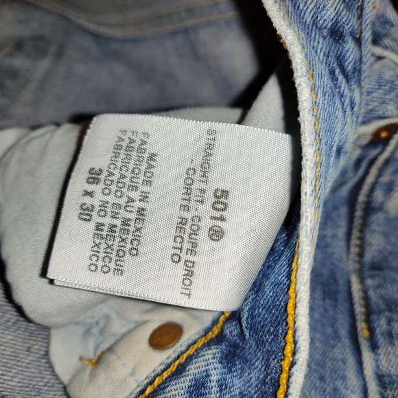 Levi's 501 Jeans - Picture 4 of 15